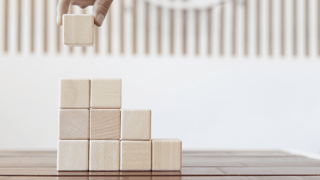 Top 7 Benefits of Hiring Through Life Sciences Recruiters